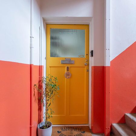Bright & Spacious Double Room With Garden View- Close To Airport & City Centre 에든버러 외부 사진